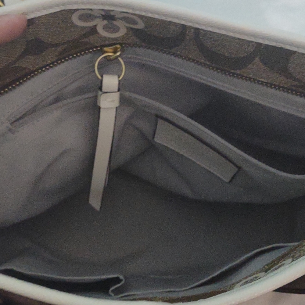 Purse 👜 - Picture 5 of 6